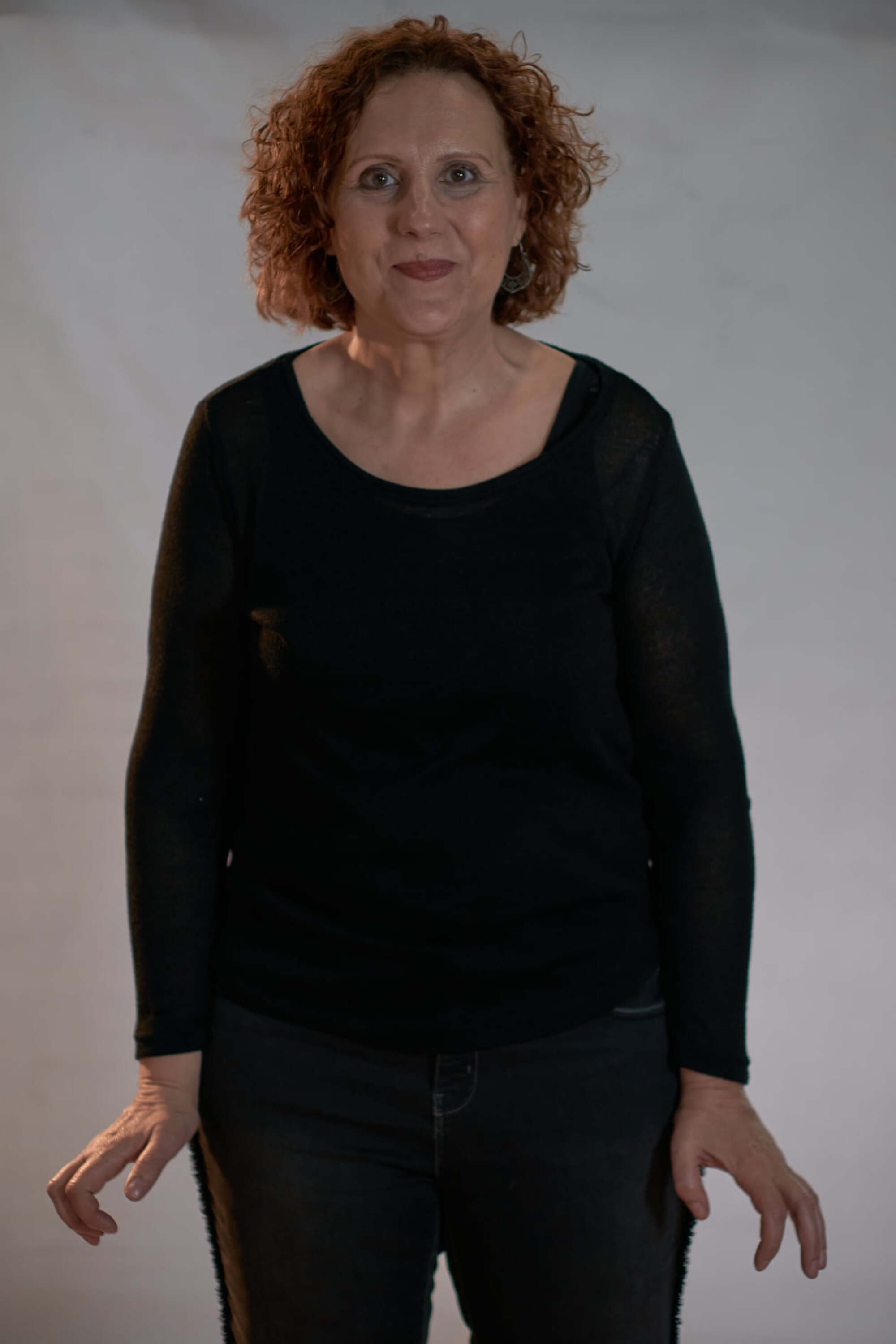 Trini Alabanda backdrop