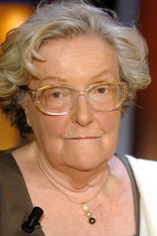 Juliette Benzoni backdrop