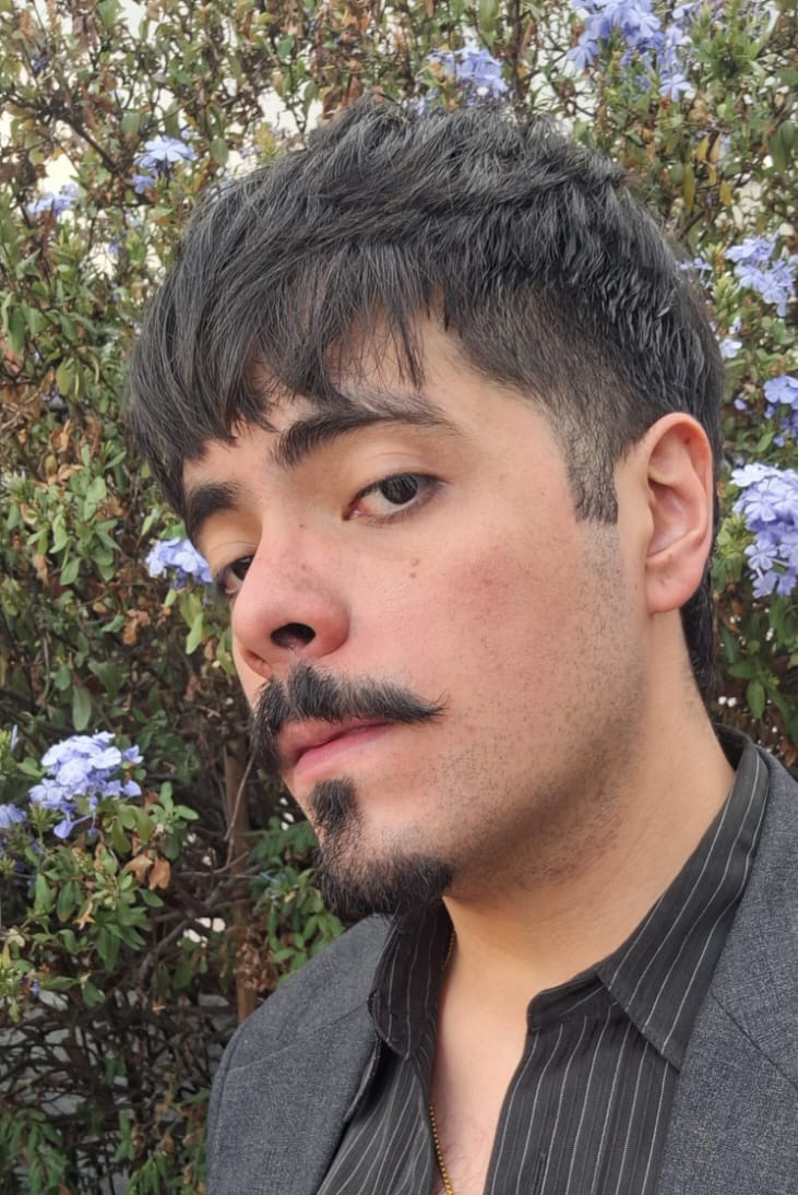 Damian Guchi backdrop