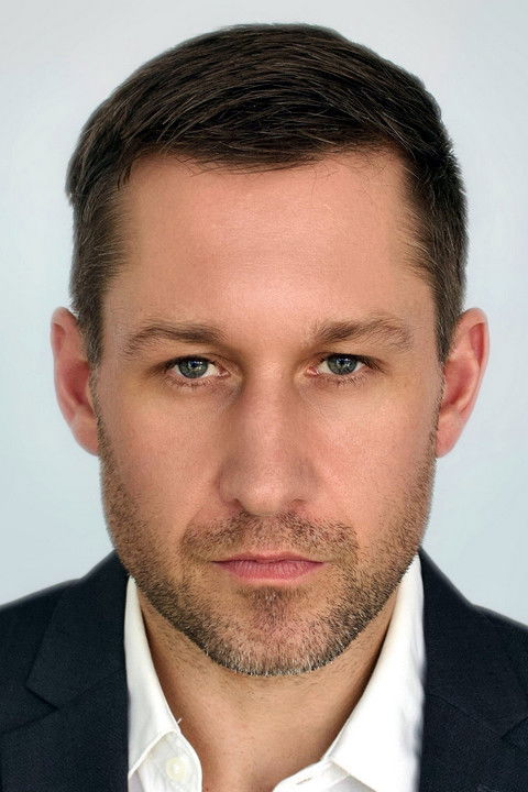 Daniel Goodwin backdrop