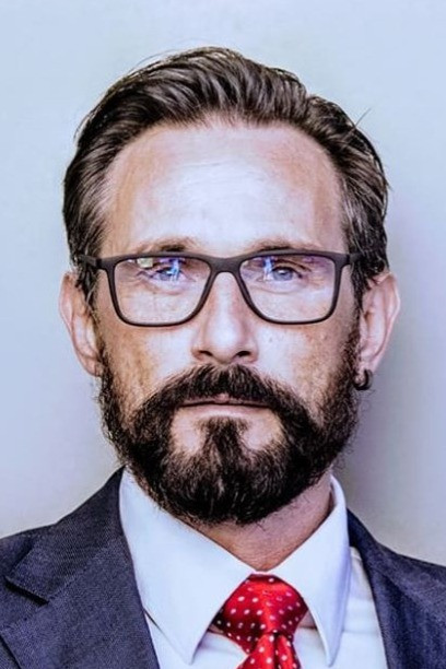 Rei Yeremii backdrop