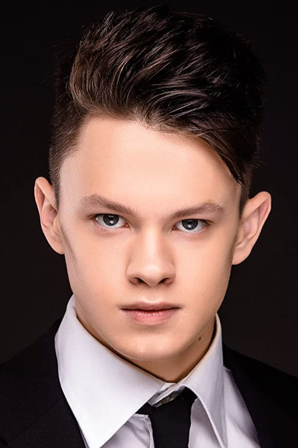 Artur Novikov backdrop