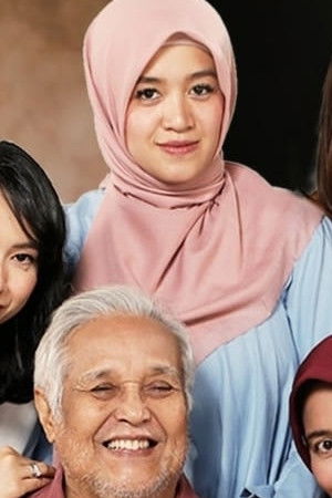 Tseria Hade backdrop