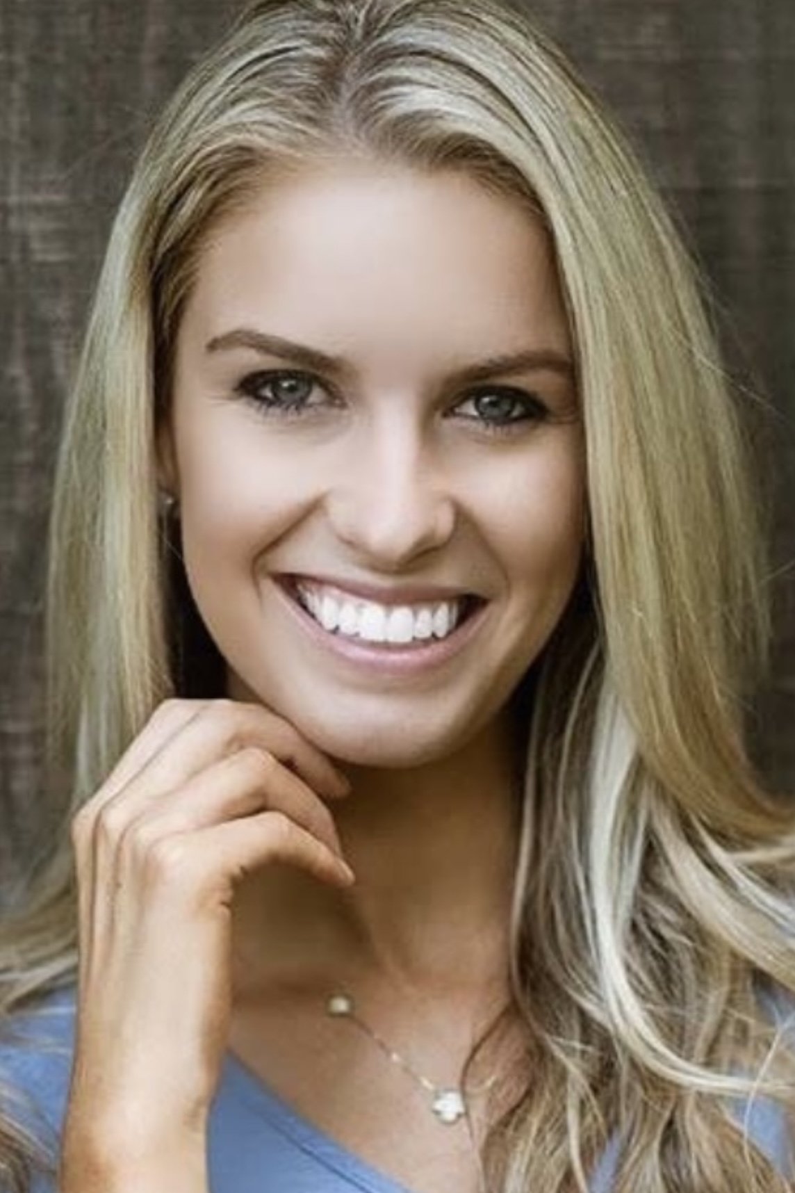 Emily Creighton backdrop