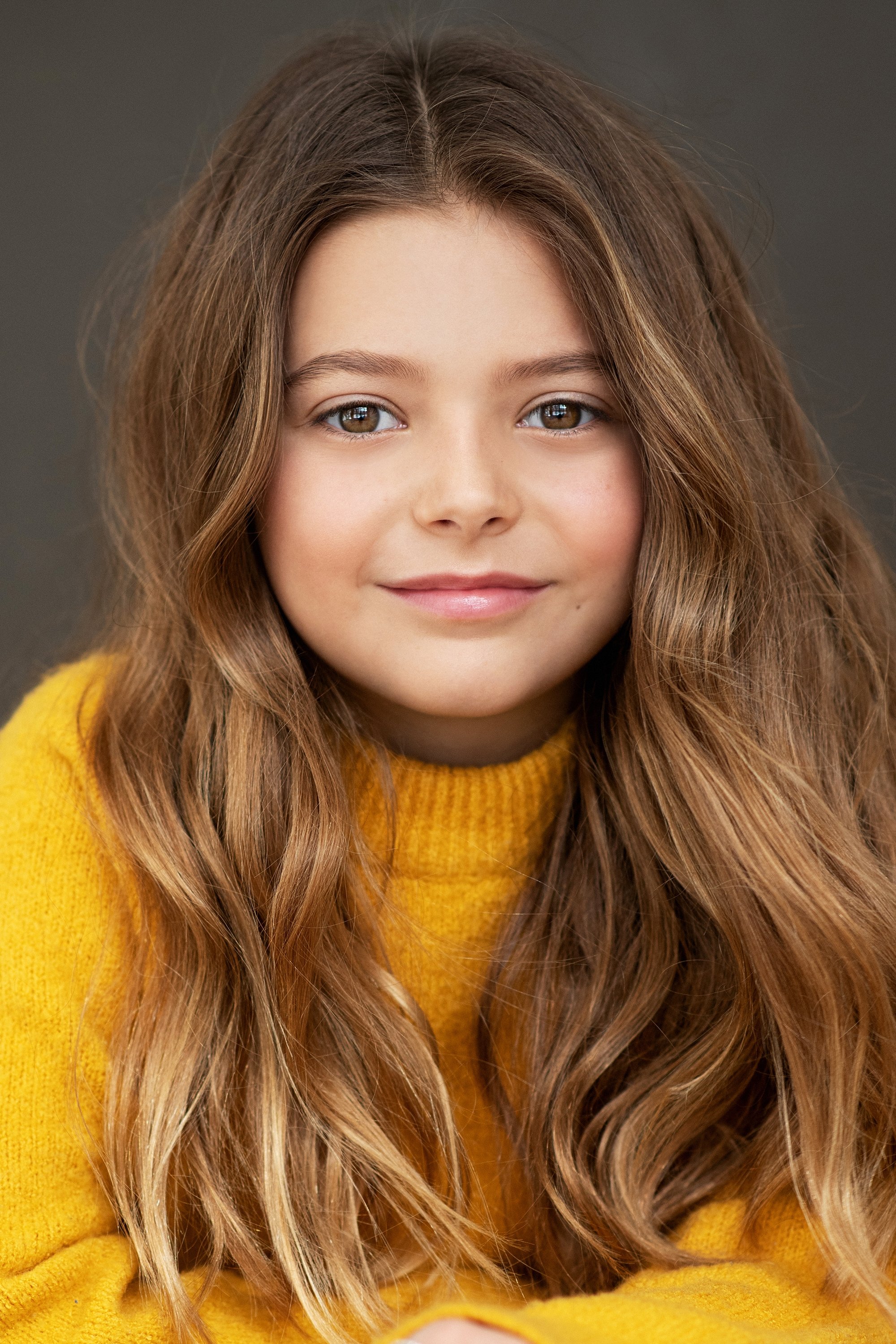 Mali Corbeil-Gauvreau backdrop