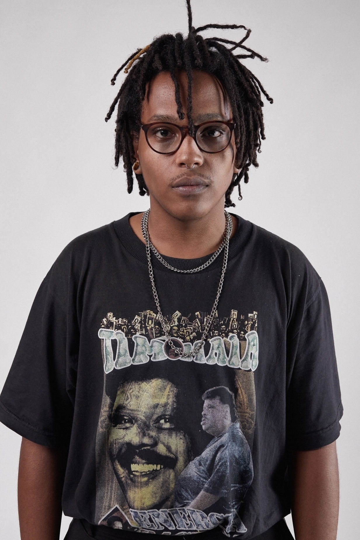 Guilherme Baptista backdrop