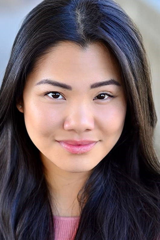 Ren Holly Liu backdrop