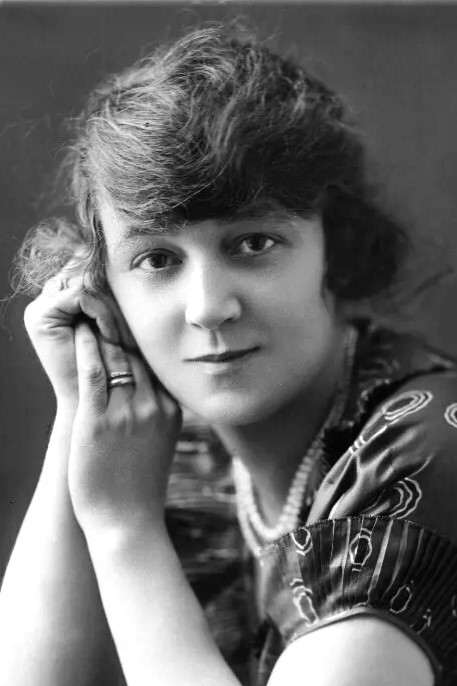 Madge Titheradge backdrop