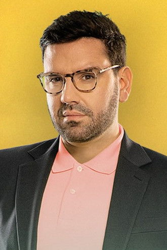 Damián Betular backdrop