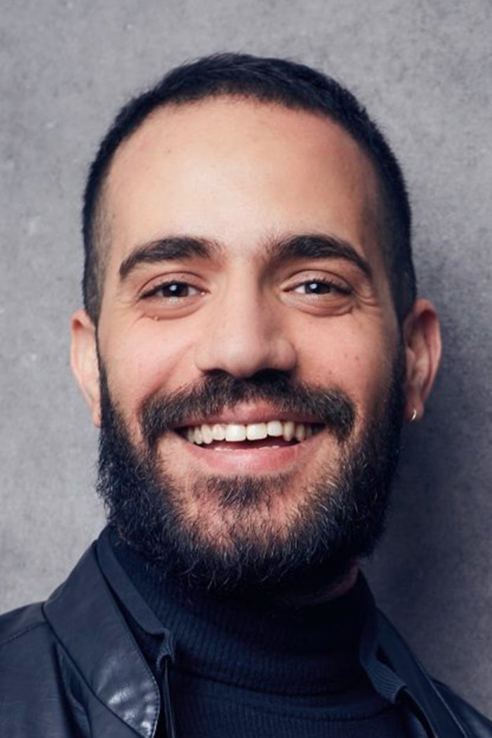 Mohammad Valizadegan backdrop