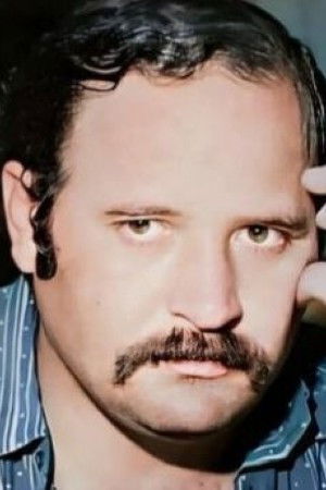 Morteza Hadighi backdrop