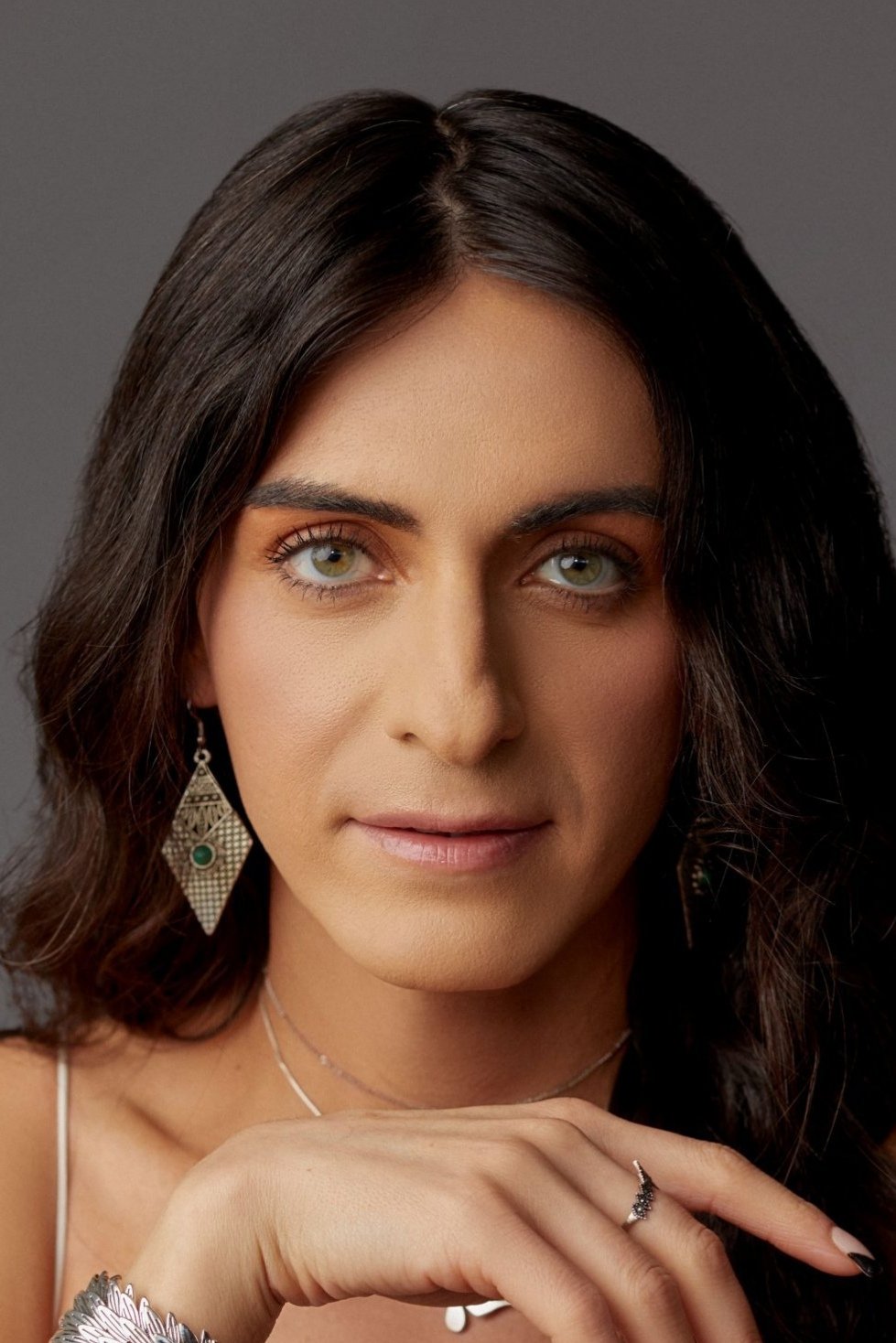 Nova Coronel backdrop