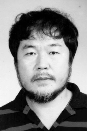 Xiaonong Zheng backdrop