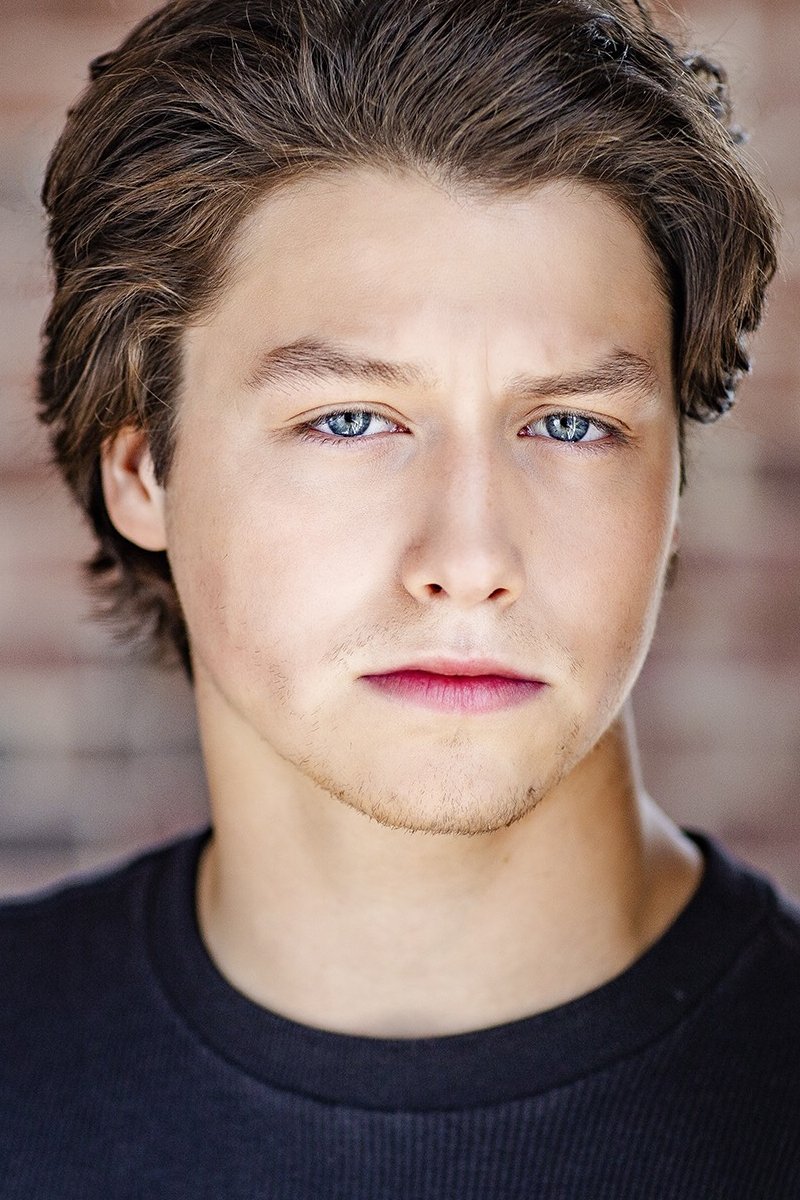 Stephen Kalyn backdrop