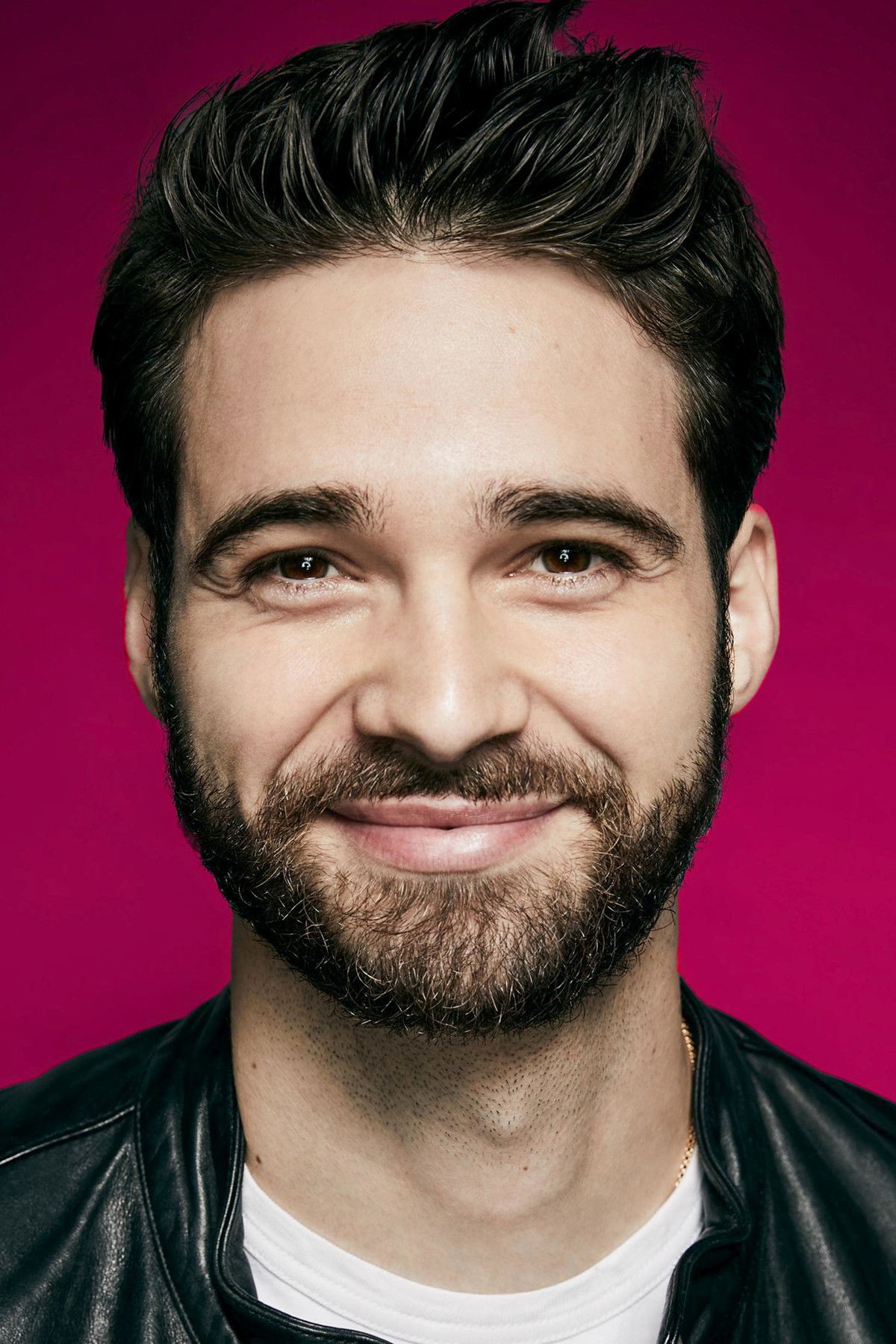 Maximilien Blanc backdrop