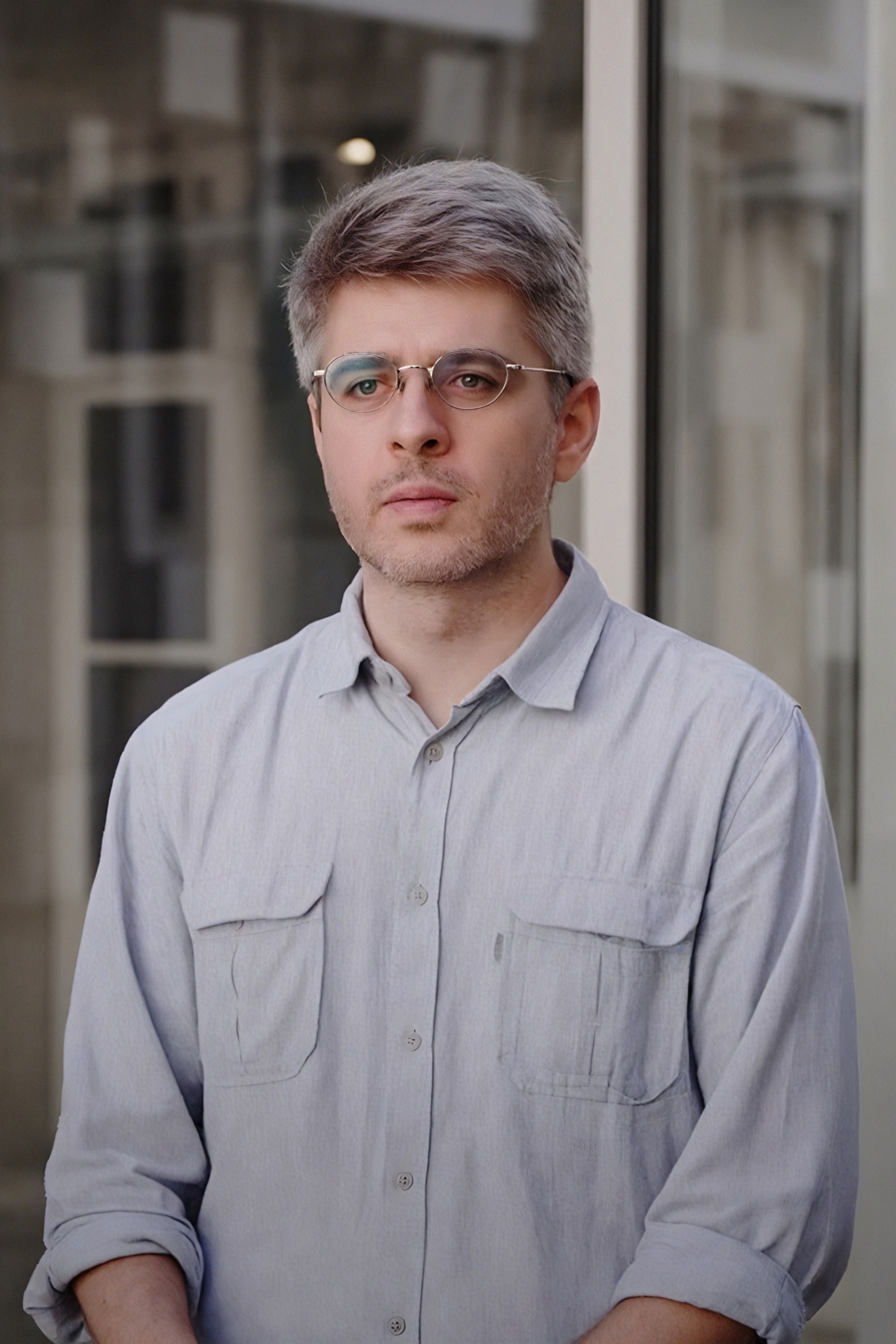 Nicolas Gourault backdrop