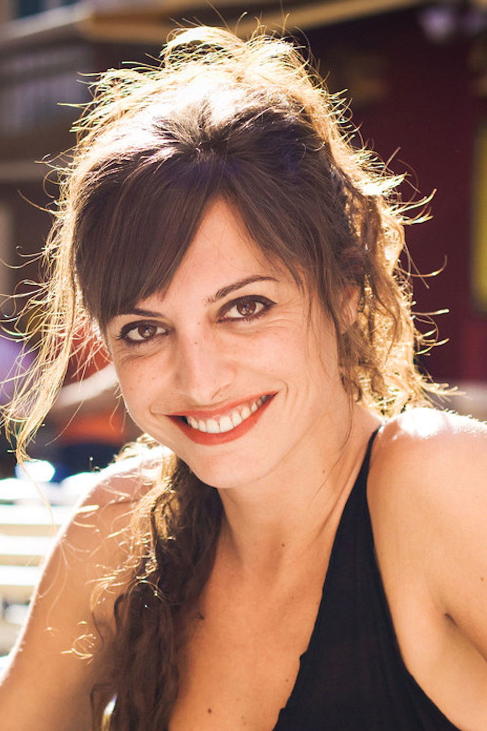 Virginia Muñoz backdrop