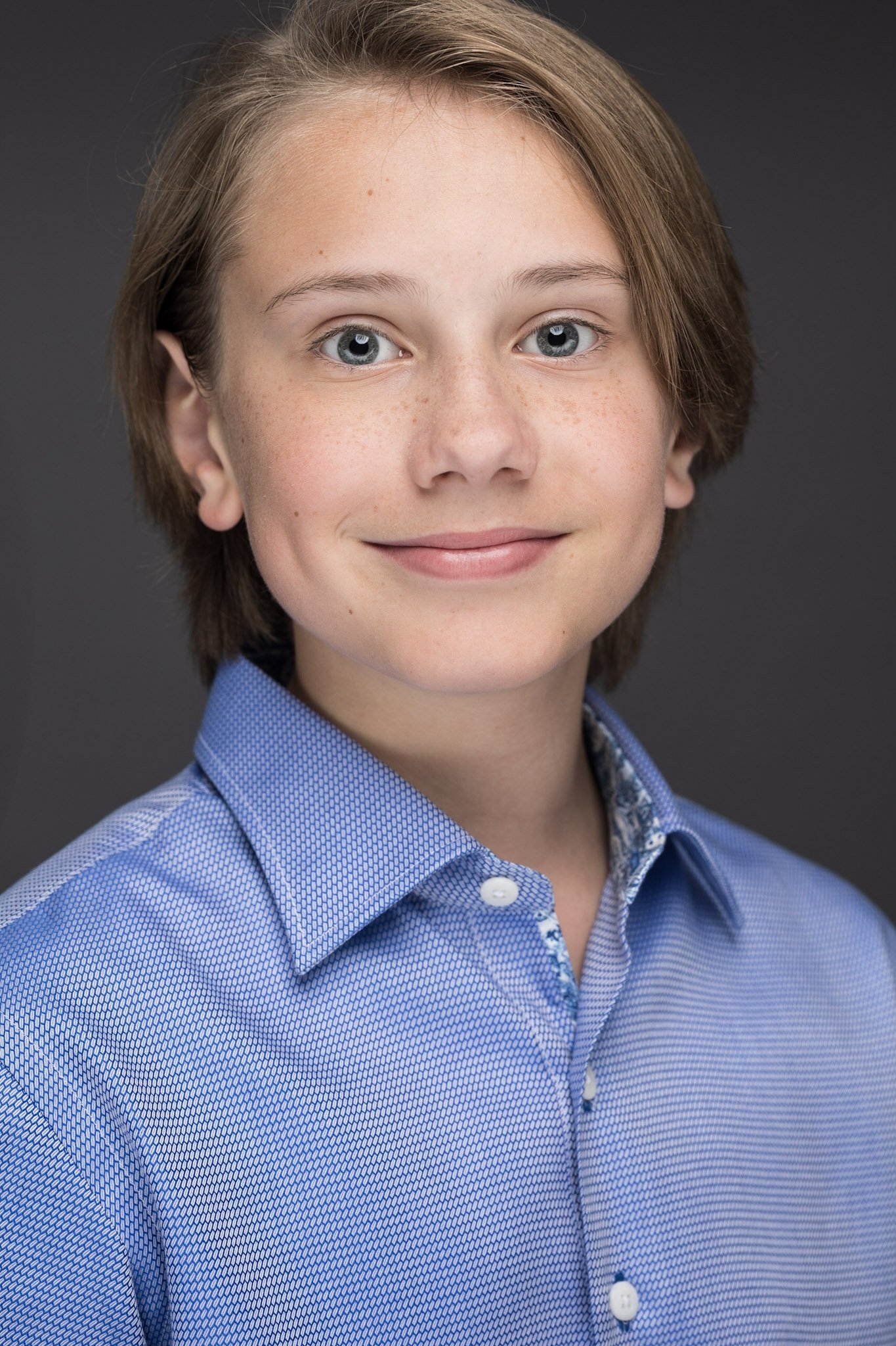 Robert Levey II backdrop