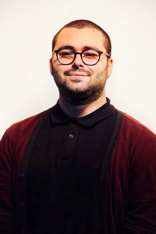 Fırat Özeler backdrop