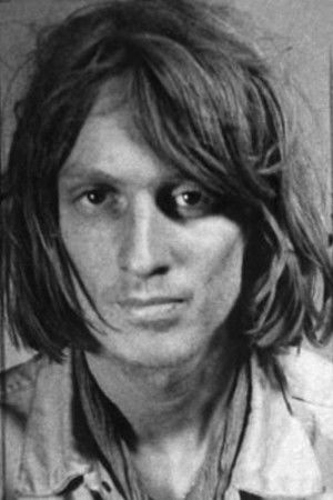 Eik Skaløe backdrop