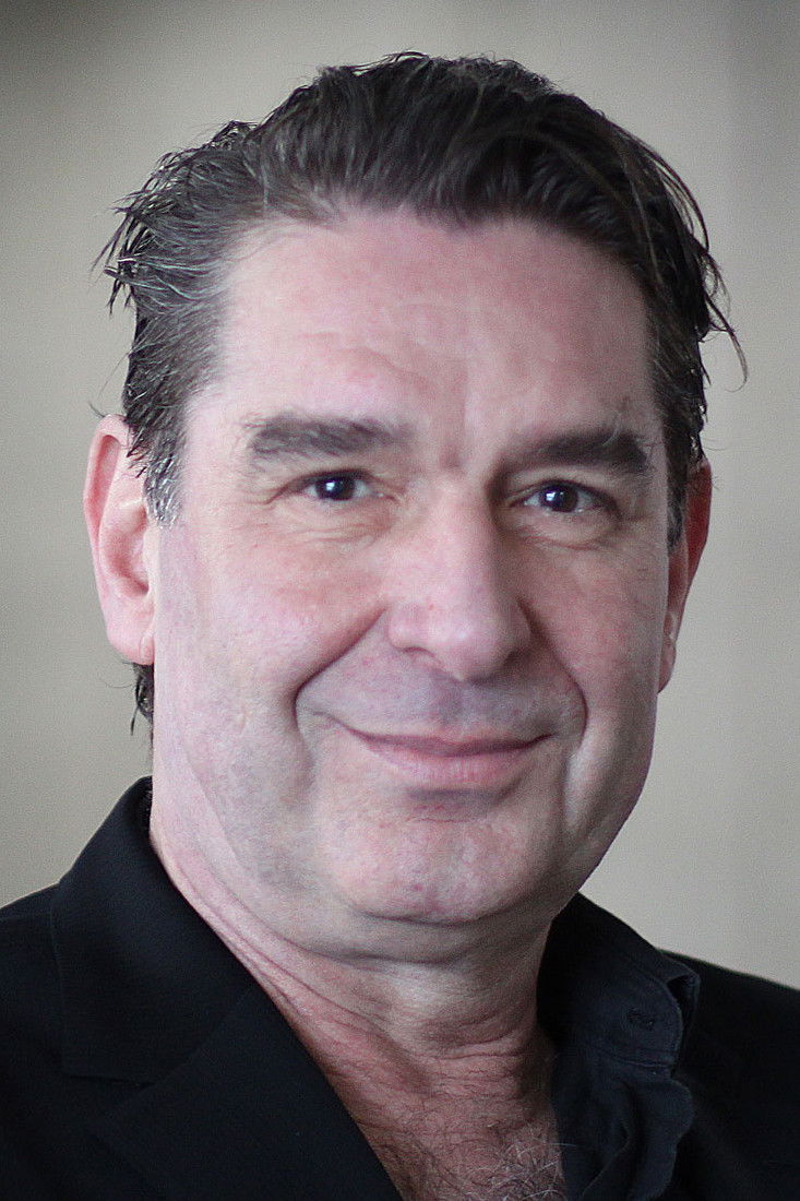 Tomáš Etzler backdrop