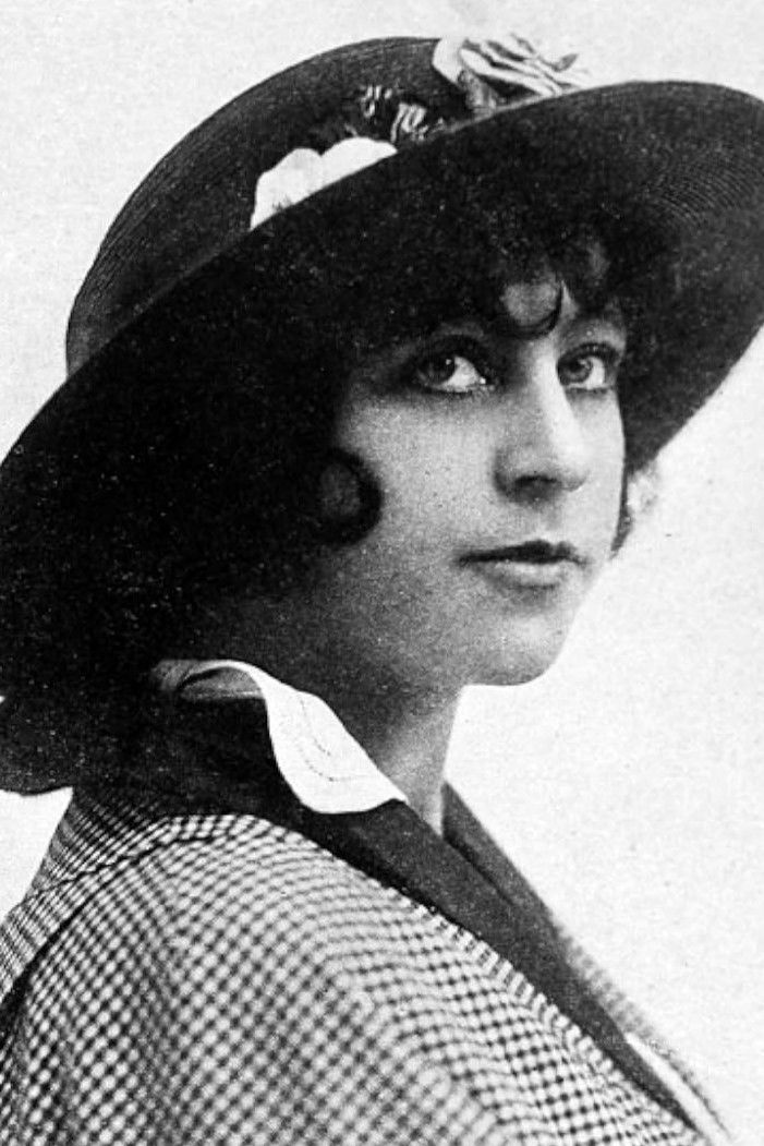 Charlotte Burton backdrop