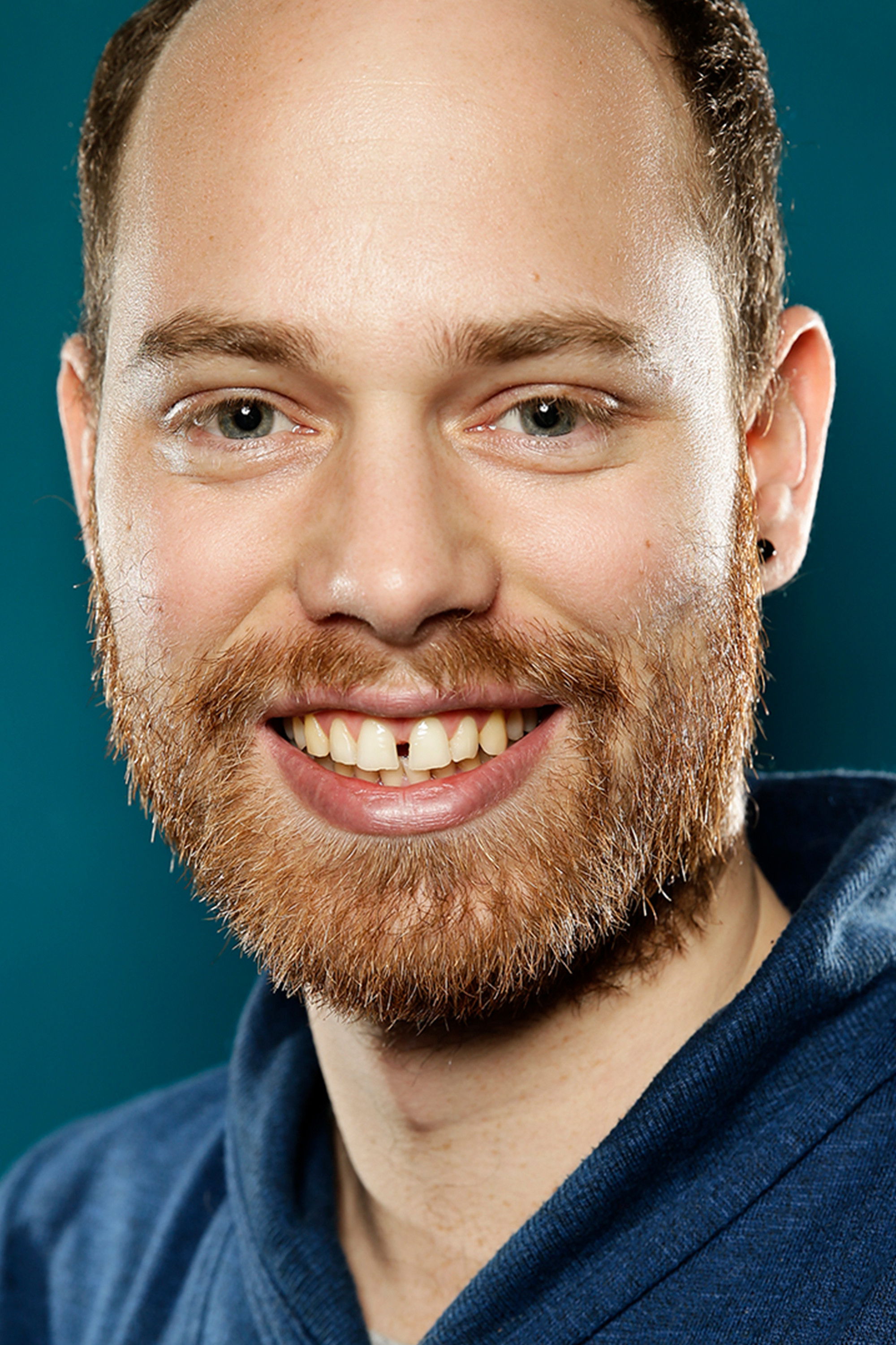 Andrej Kolenčík backdrop