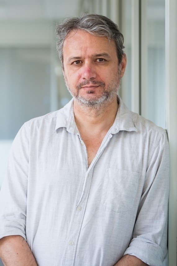 György Somogyi backdrop