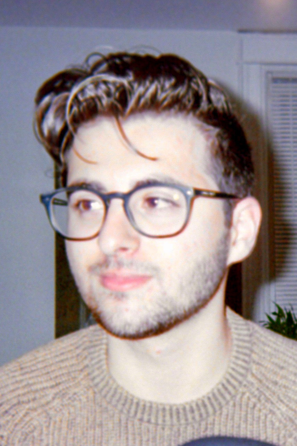 Samuel Ashurov backdrop