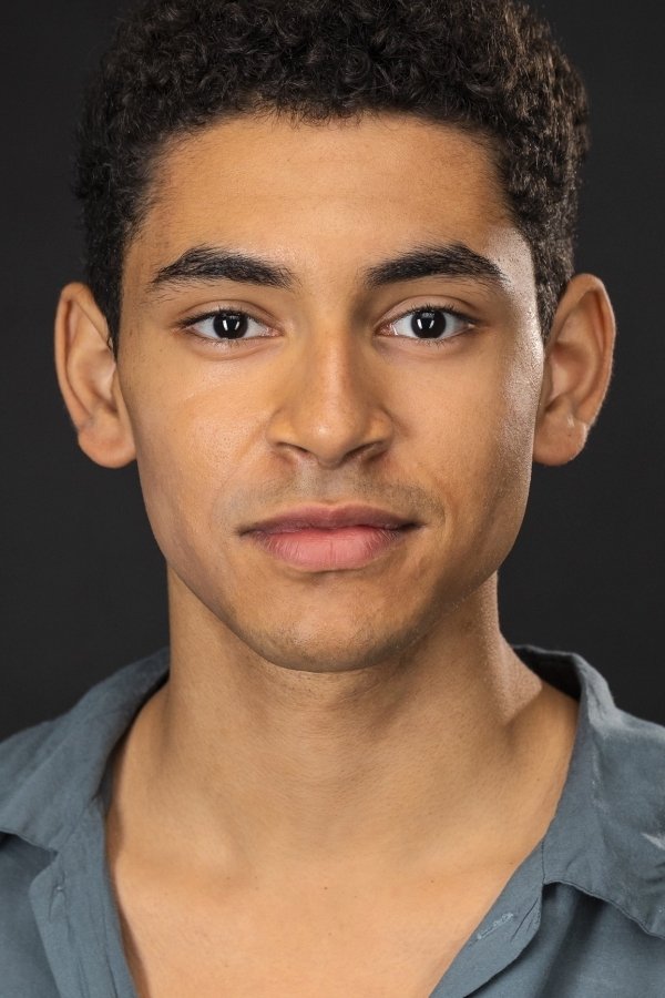 Darius Williams backdrop