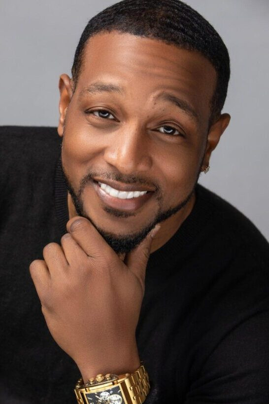 Ray Lavender backdrop