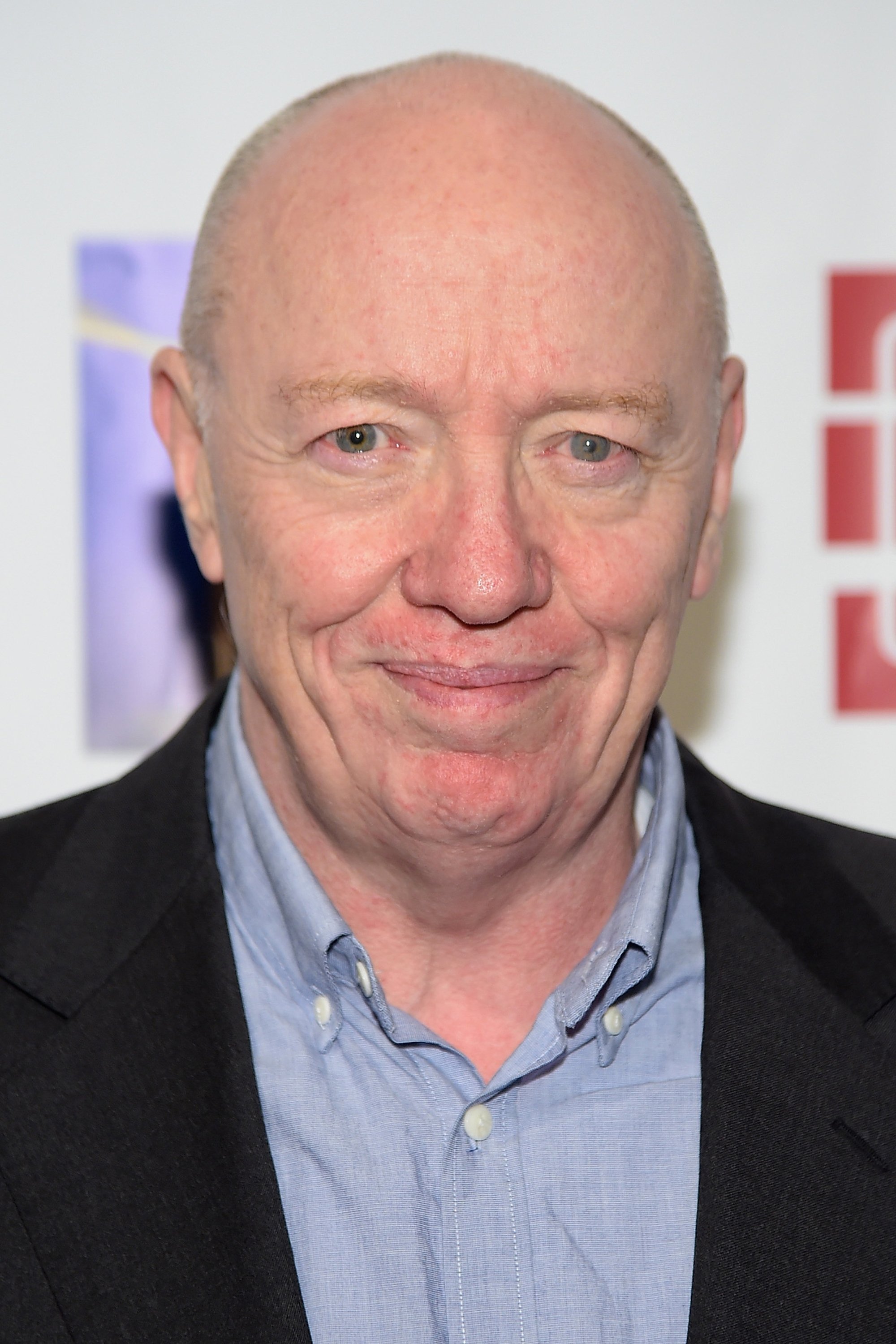 Teri Xhorxh backdrop