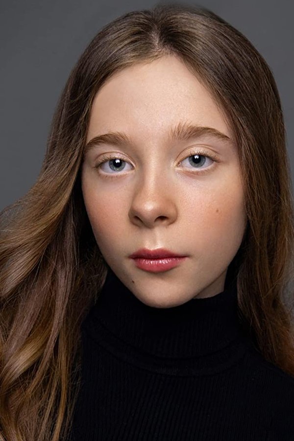 Cadence Murray backdrop