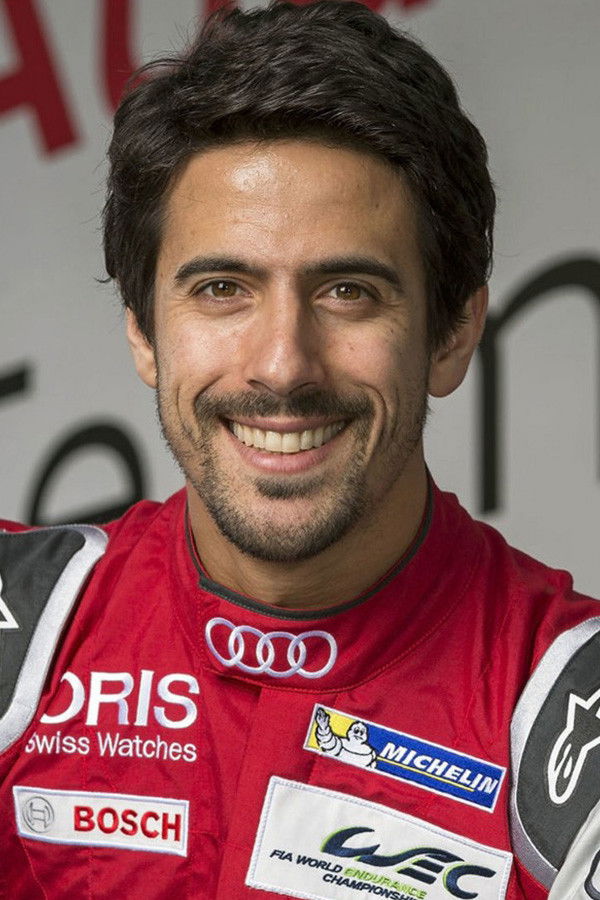 Lucas di Grassi backdrop