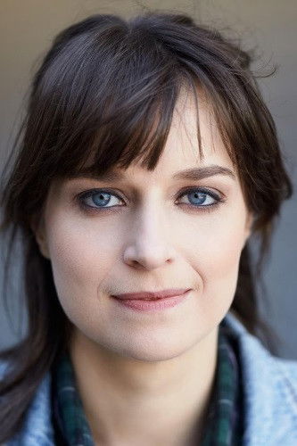 Abigail King backdrop