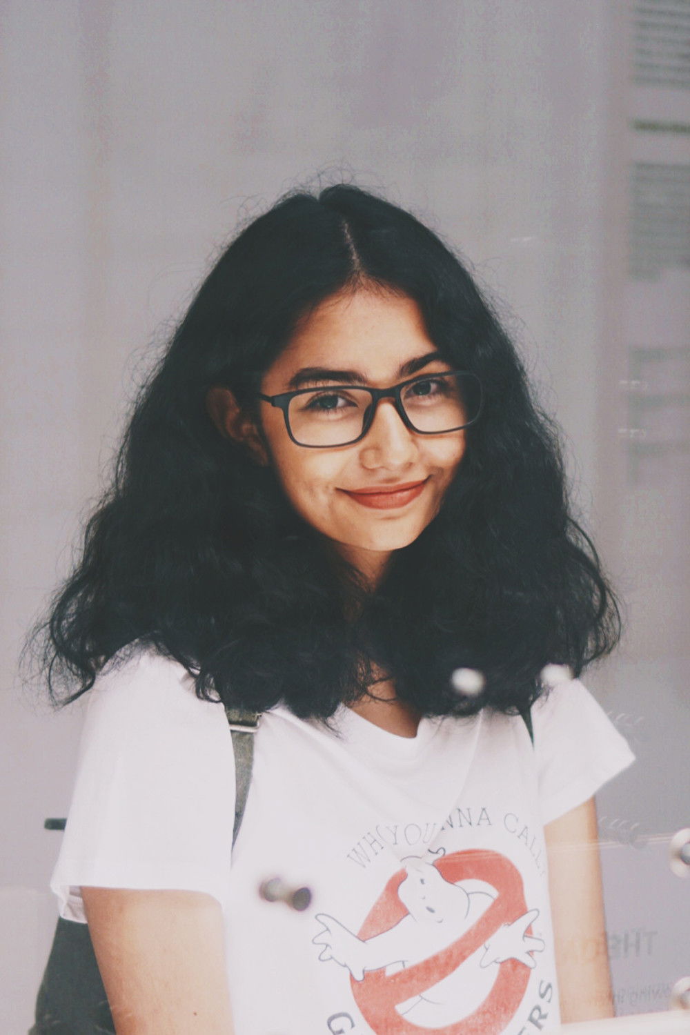 Juliana Reza backdrop