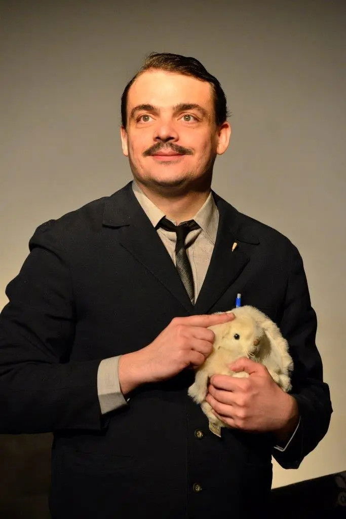 Géza Egger backdrop