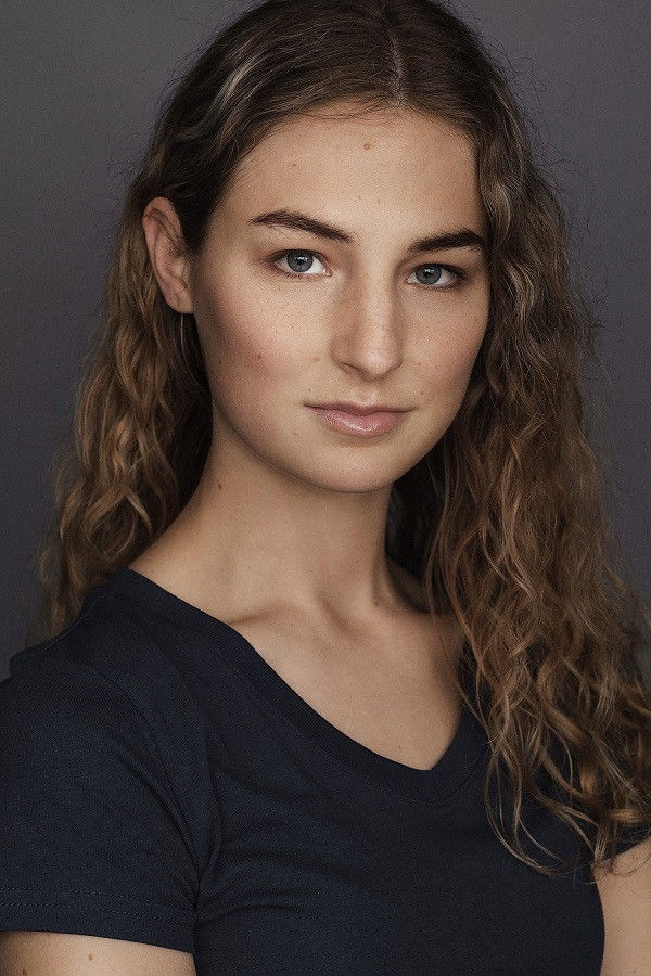 Kimre Viviers backdrop