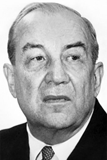 Eugeny Agurov backdrop