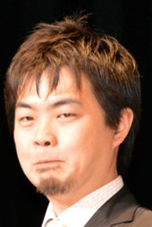 Hidemi Uchida backdrop