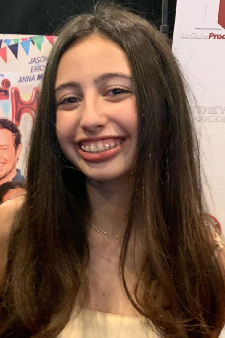 Charlotte Ciano backdrop