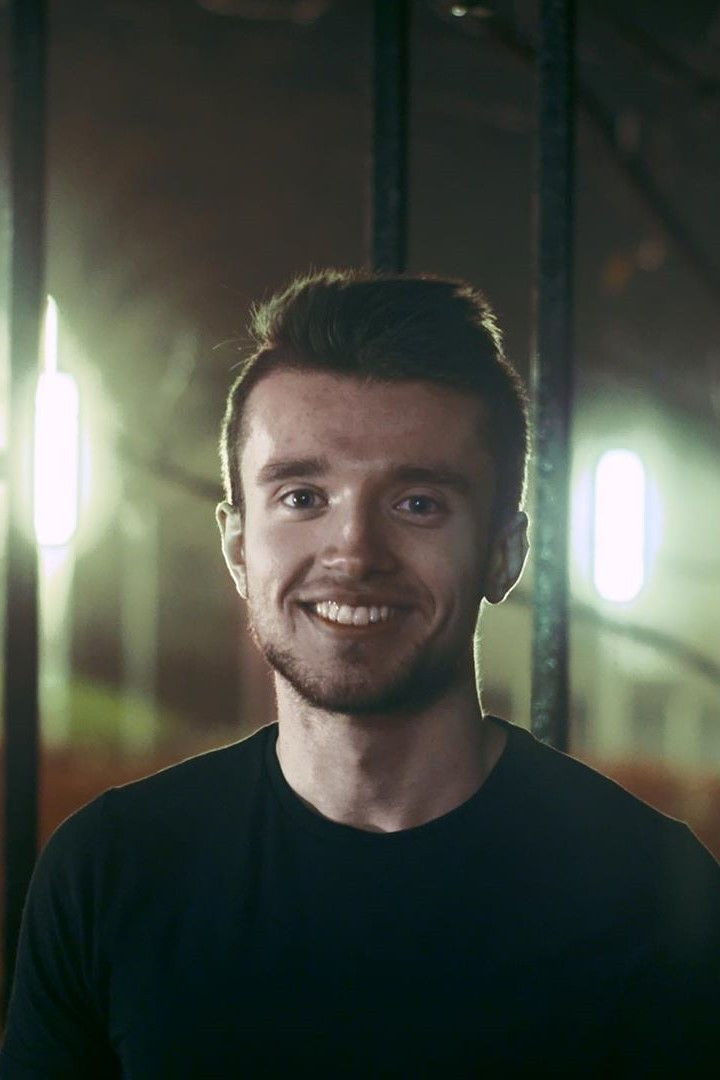 Harrison Skinner backdrop