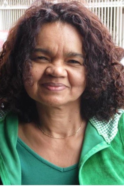 Paula Passos backdrop