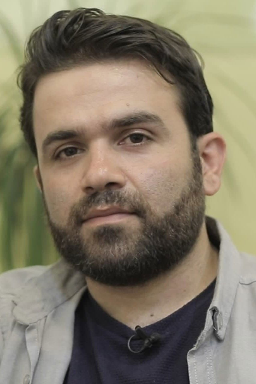 Mohsen Aghaei backdrop