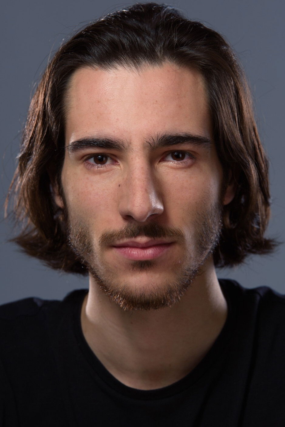 Bernardo Gavina backdrop