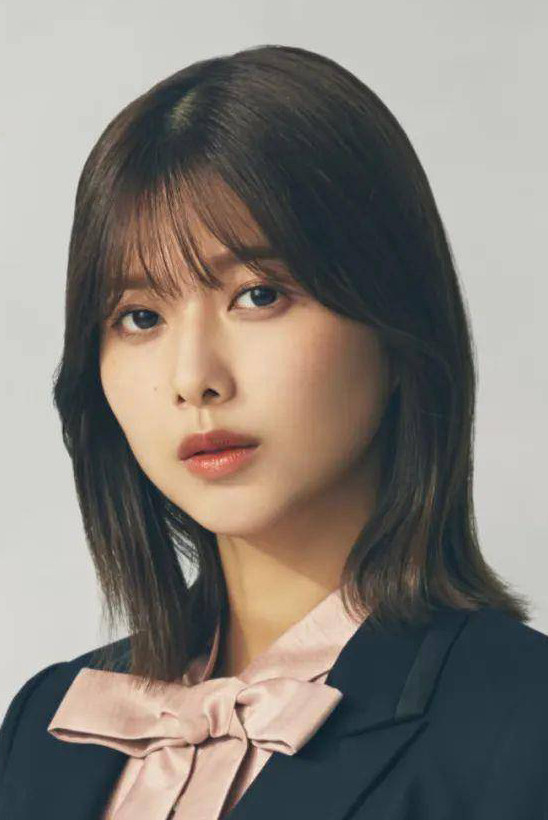 Risa Watanabe backdrop