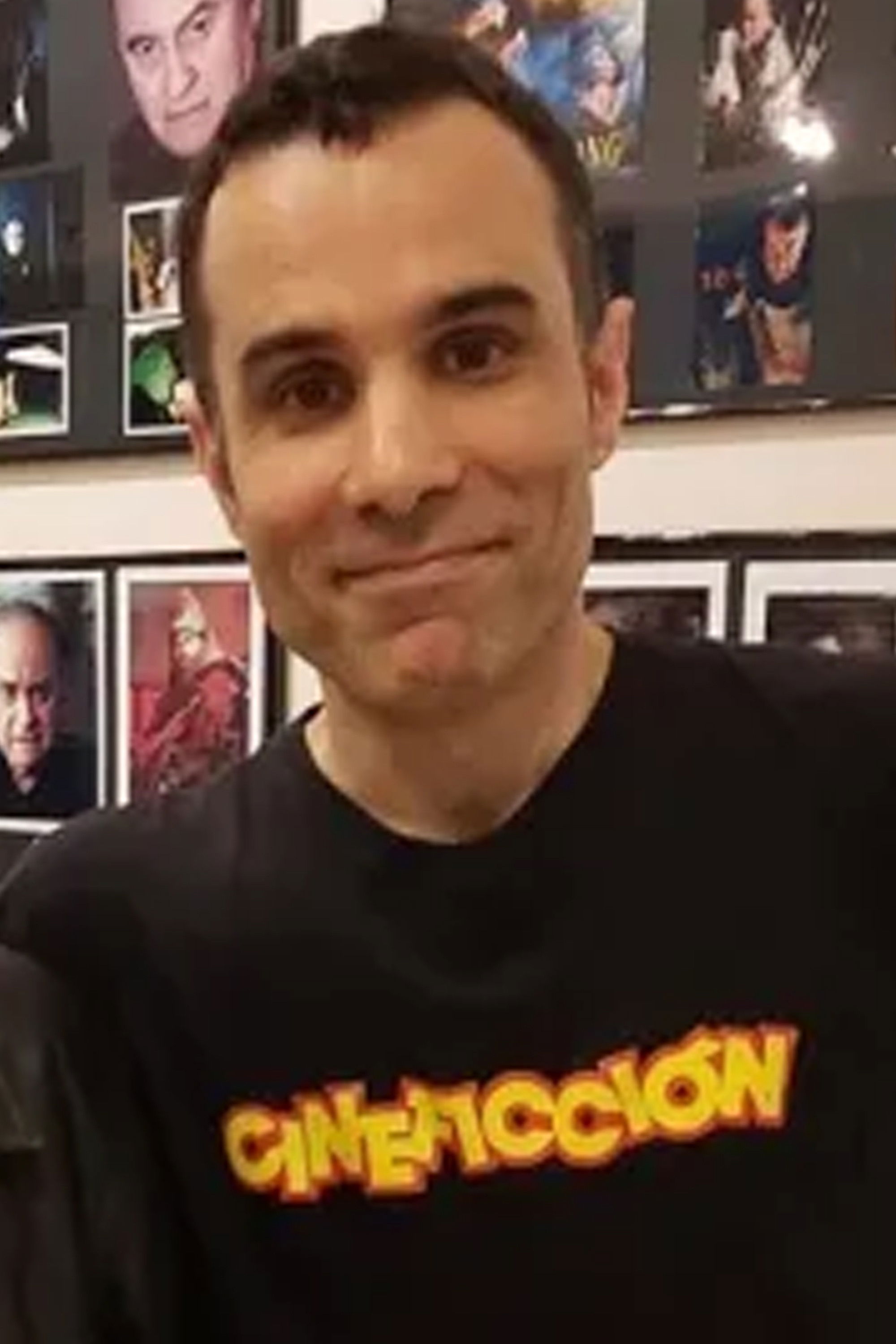 Darío Lavia backdrop