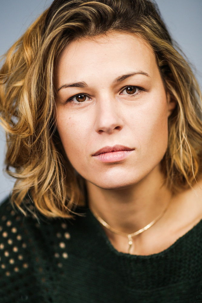 Vanessa Landry backdrop