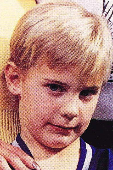 Tyler Fullington backdrop