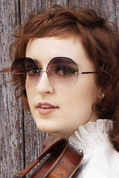 Julie Berthollet backdrop